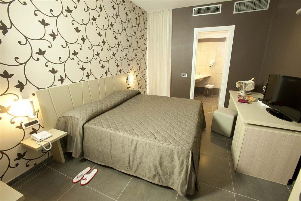Rolling Hotel Casoria Extérieur photo