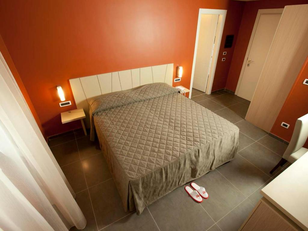 Rolling Hotel Casoria Chambre photo